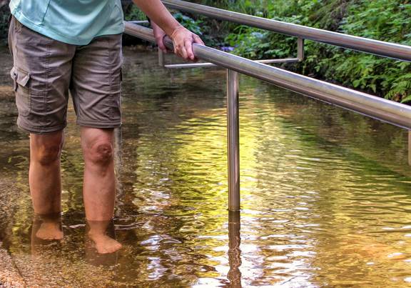 tread water 3757602 1920